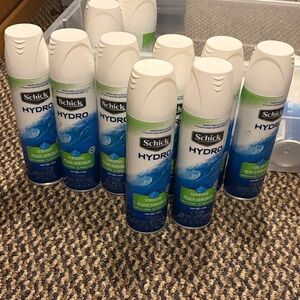 9- Schick Hydro Shaving Gel Set Sensitive